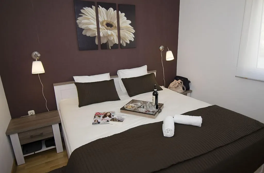 טרוגיר Apartment Mala קרואטיה